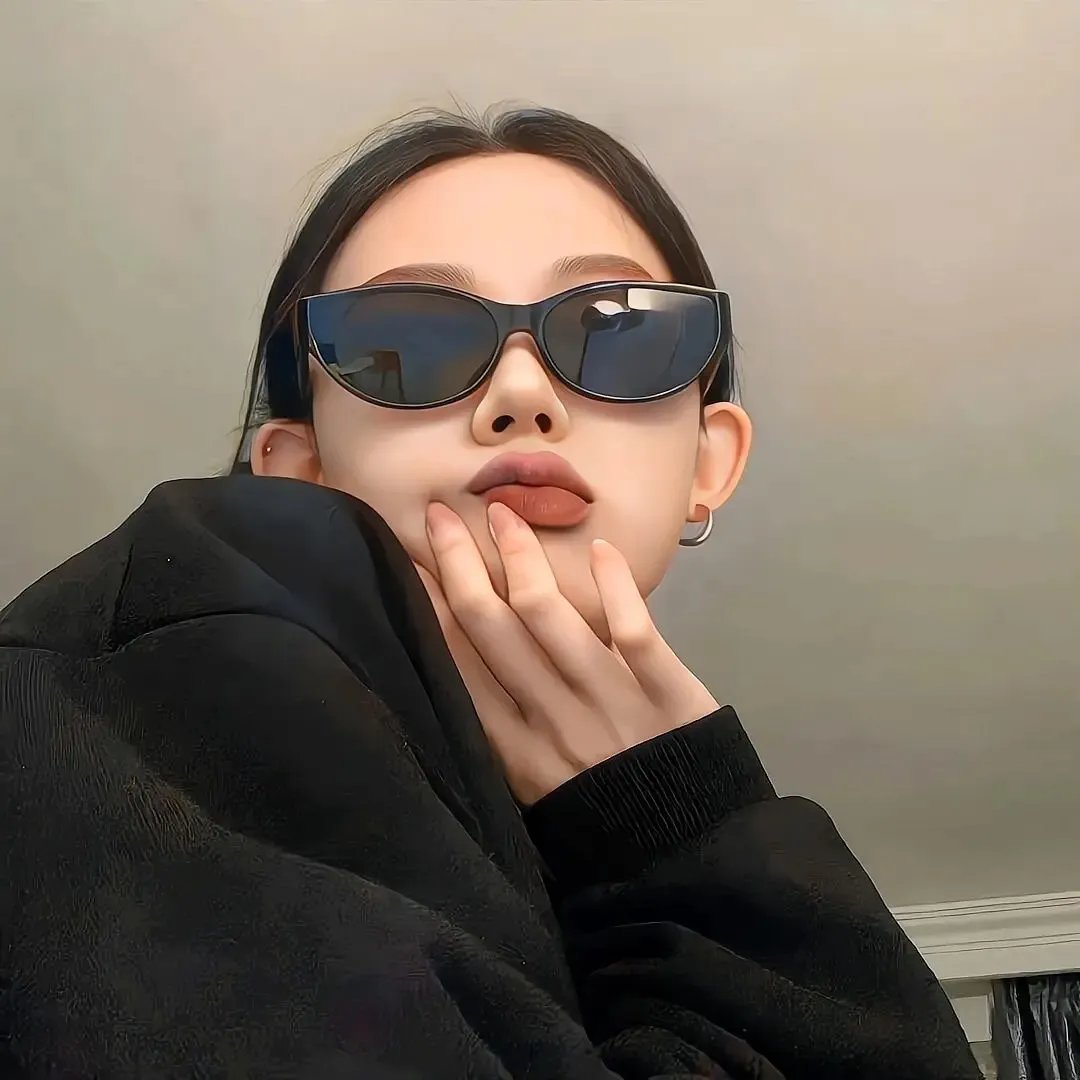 内容聚焦电影方向，叙述流畅，氛围稳定，在选片效率与观看体验之间取得了良好平衡。